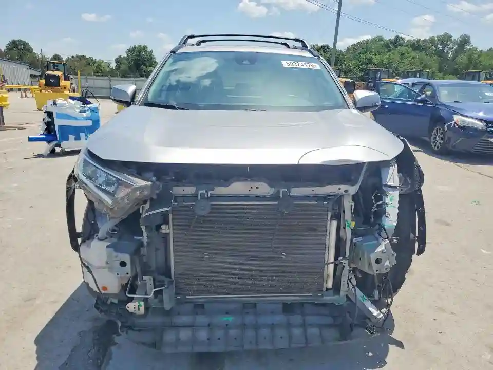 2T3C1RFV0MC090061 2021 TOYOTA RAV4-4