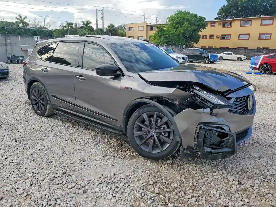 5J8YE1H06SL015202 2025 ACURA MDX-3