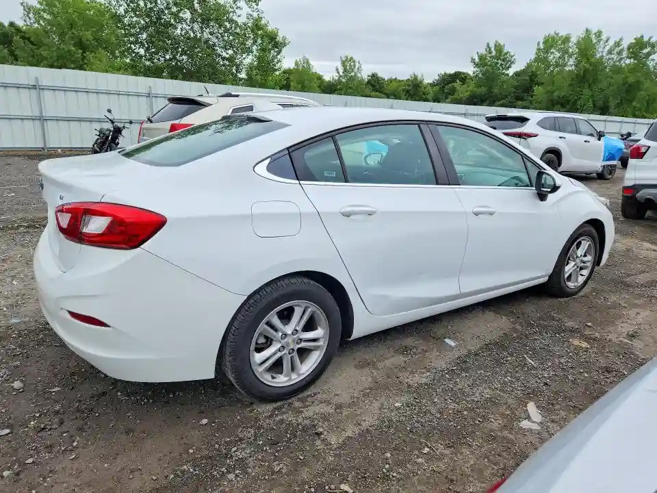 1G1BE5SM2J7176136 2018 CHEVROLET CRUZE-2