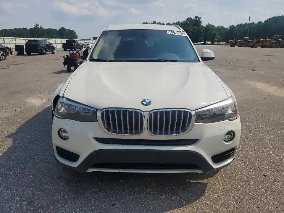5UXWZ7C3XH0X41412 2017 BMW X3-4
