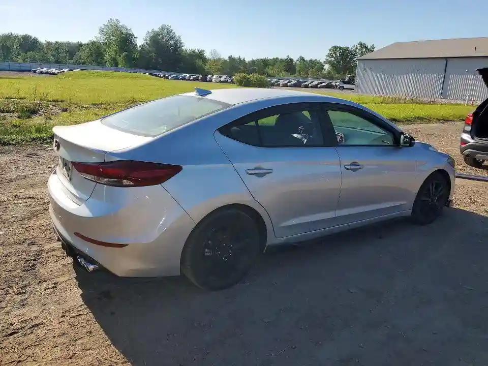 5NPD84LFXJH390806 2018 HYUNDAI ELANTRA-2