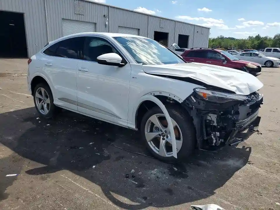WA1EAAGU6S2119786 2025 AUDI Q5-3