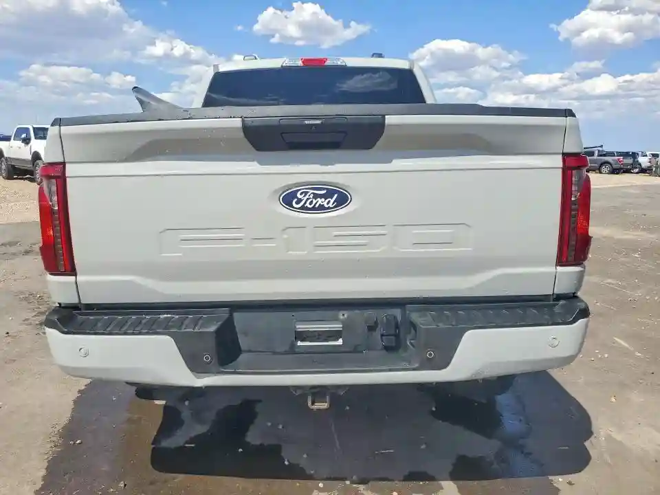 1FTFW2L58RKD78502 2024 FORD F150 STX-5