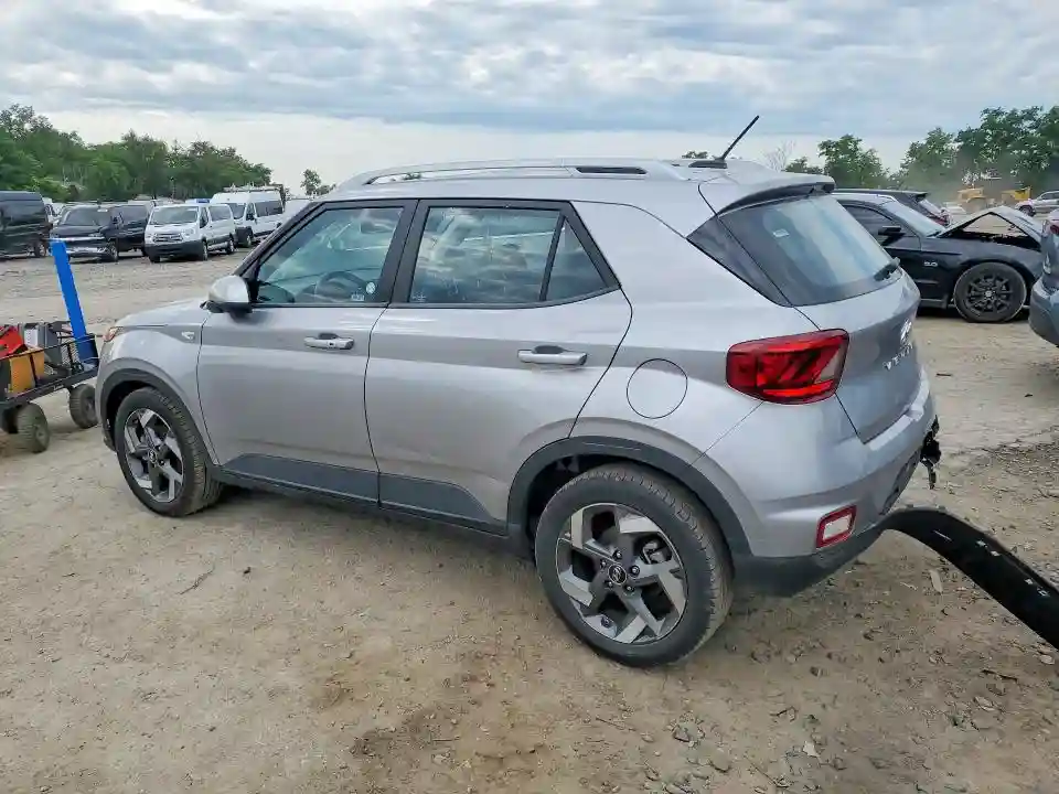 KMHRC8A33SU391674 2025 HYUNDAI VENUE-1
