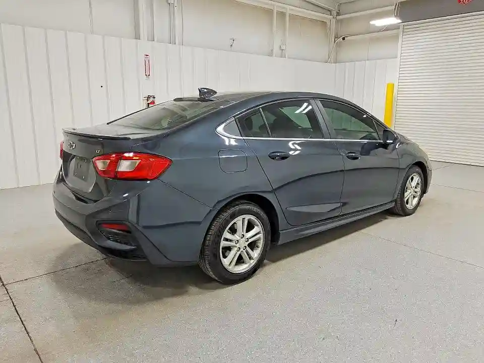 1G1BE5SM3J7229037 2018 CHEVROLET CRUZE-2
