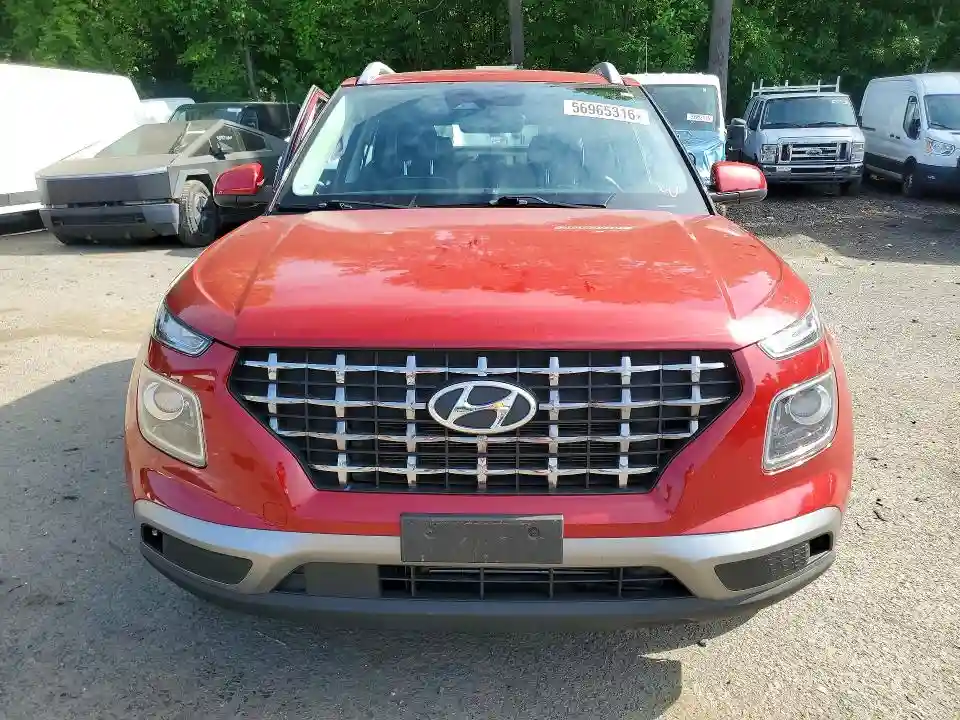 KMHRC8A38PU239025 2023 HYUNDAI VENUE LIMI-4