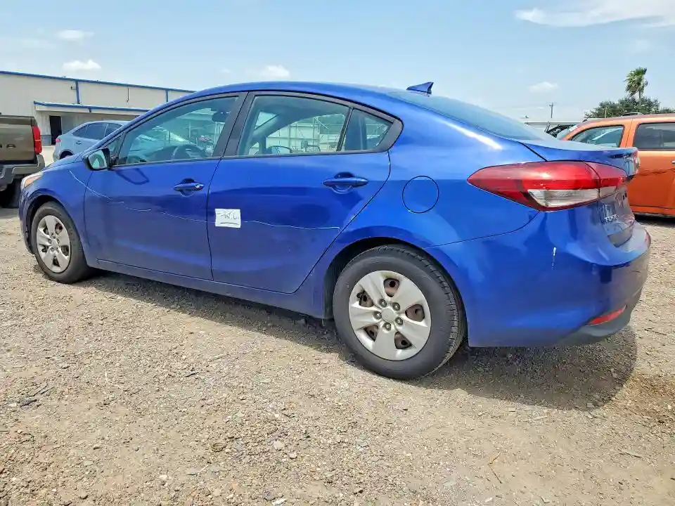 3KPFL4A73JE268327 2018 KIA FORTE-1