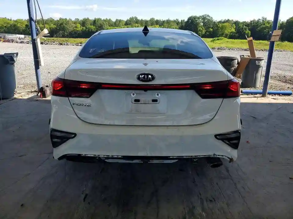 3KPF24AD7KE040471 2019 KIA FORTE LXS-5