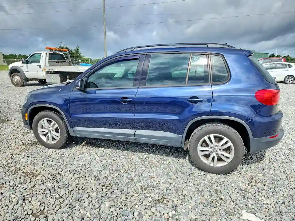 WVGAV7AXXGW511812 2016 VOLKSWAGEN TIGUAN-1