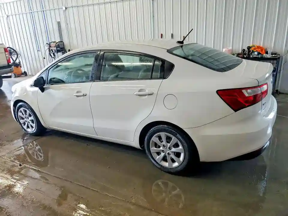 KNADM4A38G6542098 2016 KIA RIO-1