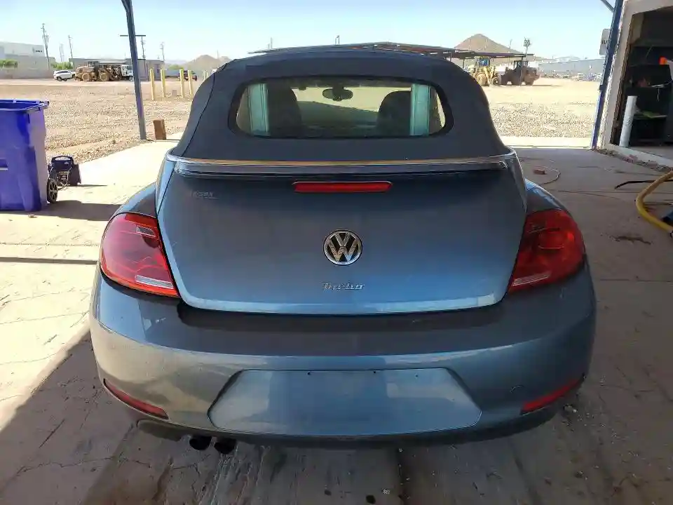 3VW517AT9GM821249 2016 VOLKSWAGEN BEETLE-5