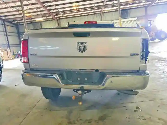 1C6RR6GG4HS741505 2017 RAM 1500-5