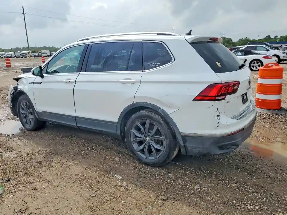 3VV3B7AXXNM122687 2022 VOLKSWAGEN TIGUAN-1