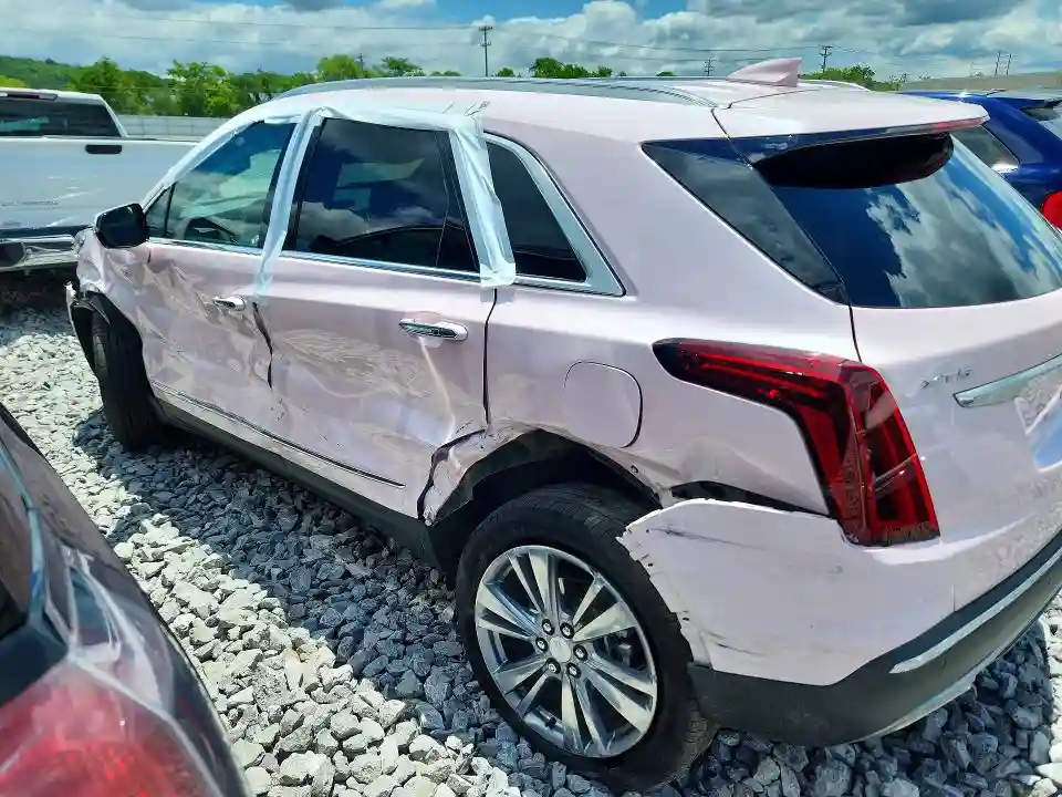 1GYKNCR44SZ116604 2025 CADILLAC XT5-1
