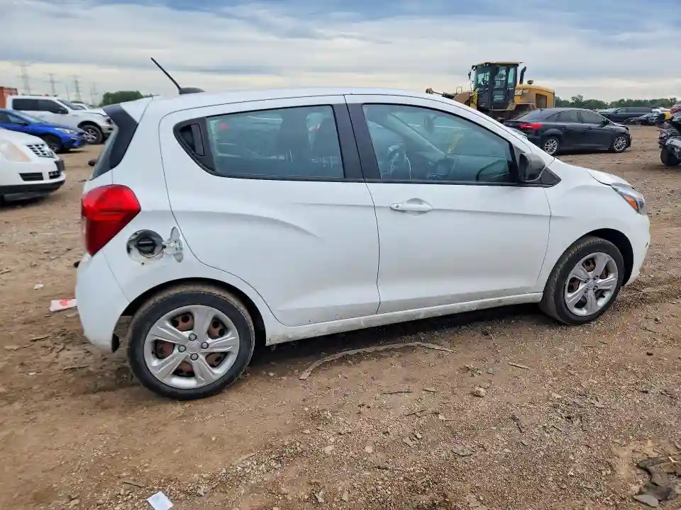 KL8CA6SA7KC719484 2019 CHEVROLET SPARK-2