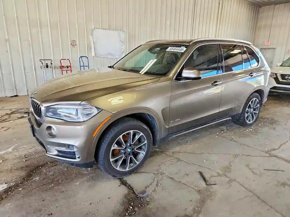 5UXKR0C52J0X98264 2018 BMW X5-0