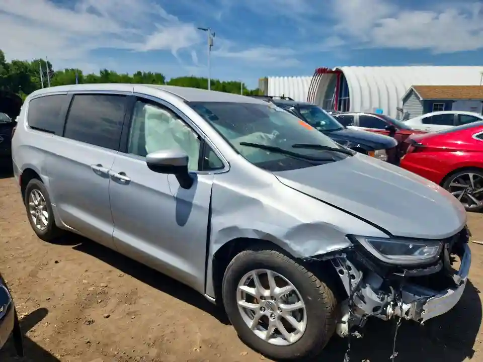 2C4RC1BG5PR566654 2023 CHRYSLER PACIFICA-3