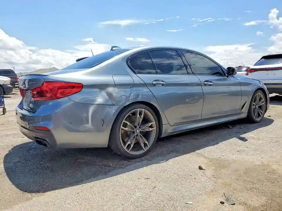 WBAJB9C5XJB035853 2018 BMW M5-2
