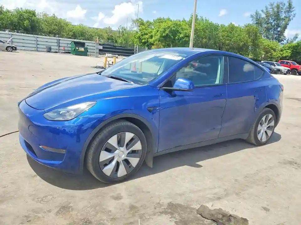 7SAYGAEE6PF850531 2023 TESLA MODEL Y-0