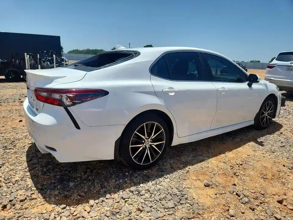 4T1G11AK9MU598519 2021 TOYOTA CAMRY-2