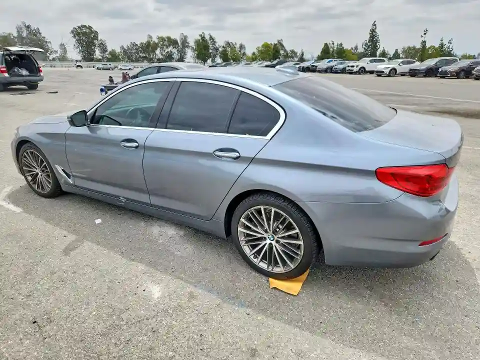 WBAJA5C39HG898036 2017 BMW 5 SERIES-1