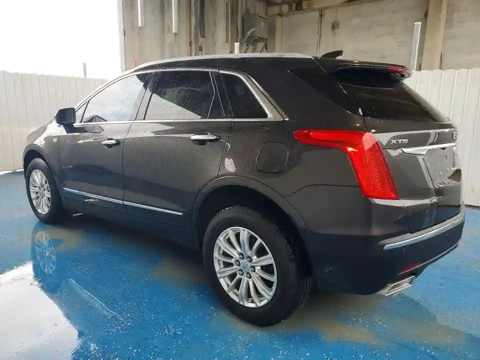 1GYKNARS7HZ240488 2017 CADILLAC XT5-1