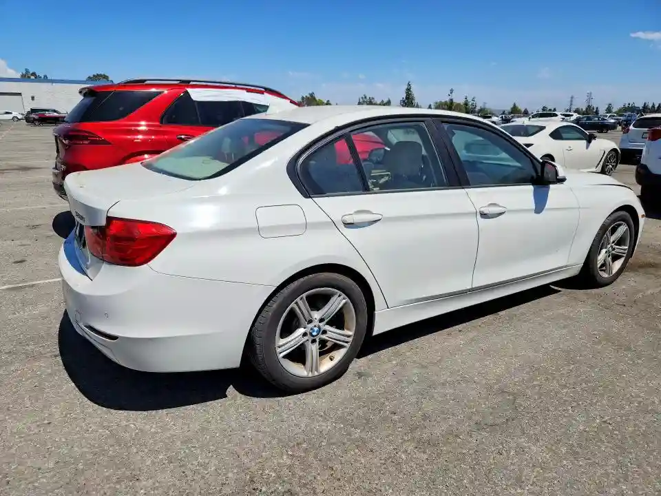 WBA3C1C56FK122549 2015 BMW 3 SERIES-2
