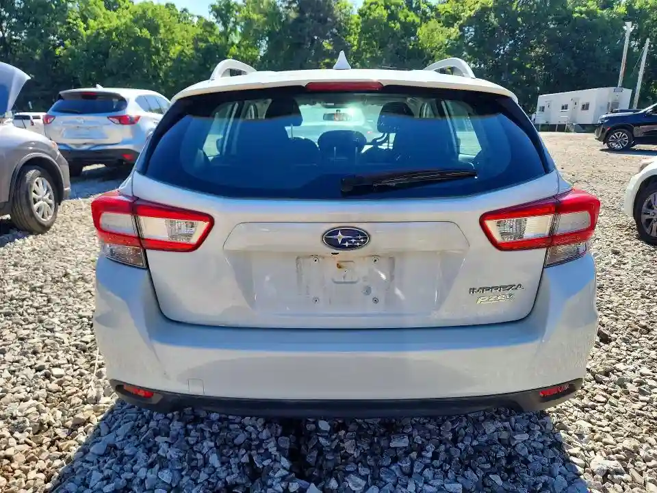 4S3GTAB61H3700827 2017 SUBARU IMPREZA-5