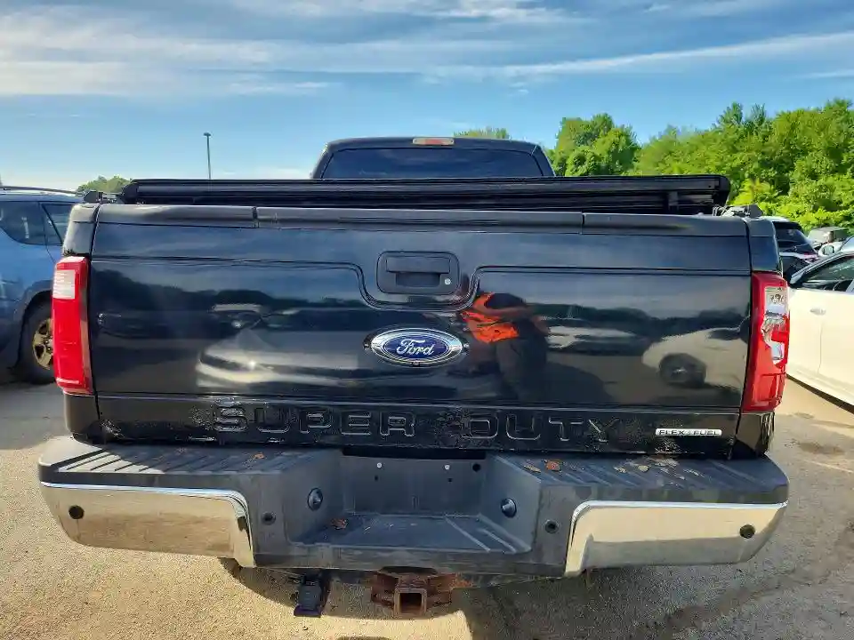 1FTBF2B63FEB34405 2015 FORD F250-5