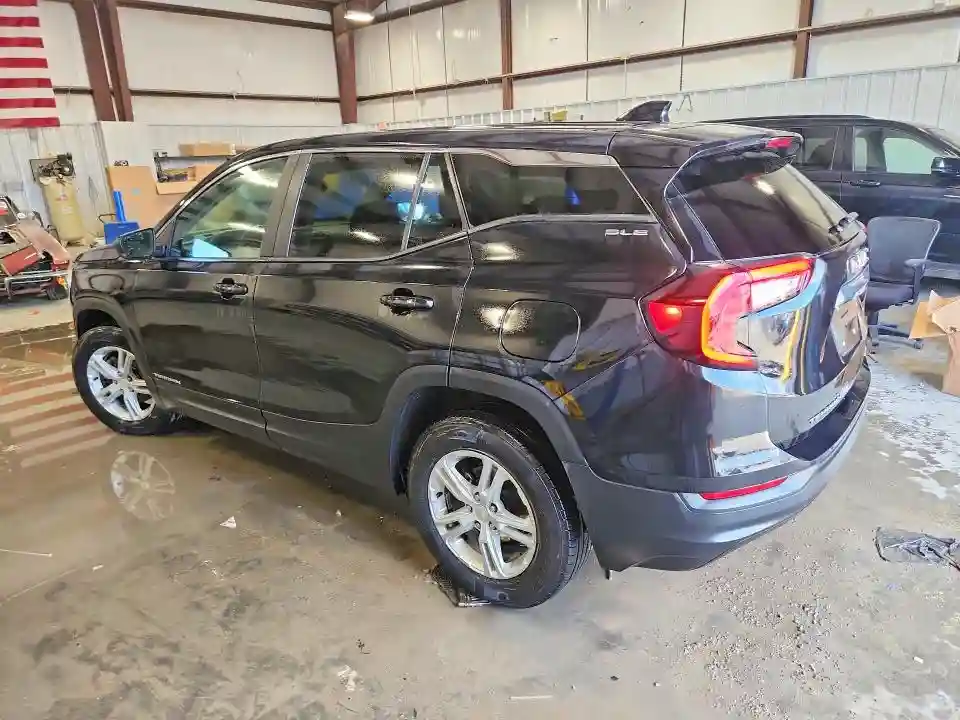 3GKALTEV7NL232644 2022 GMC TERRAIN-1