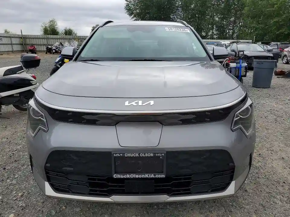 KNDCR3L17R5102789 2024 KIA NIRO-4