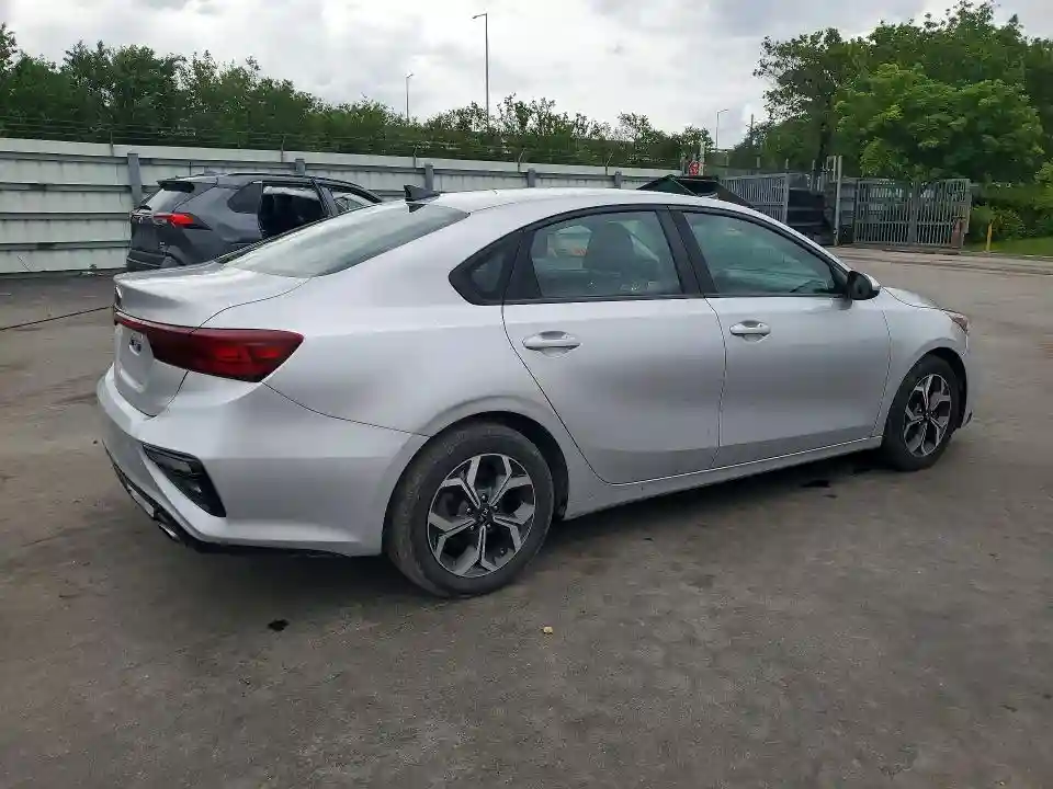 3KPF24ADXKE090832 2019 KIA FORTE-2