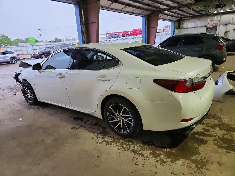 58ABK1GG4GU026958 2016 LEXUS ES-1