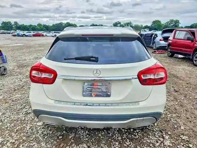 WDCTG4EB2JJ436493 2018 MERCEDES-BENZ GLA-CLASS-5