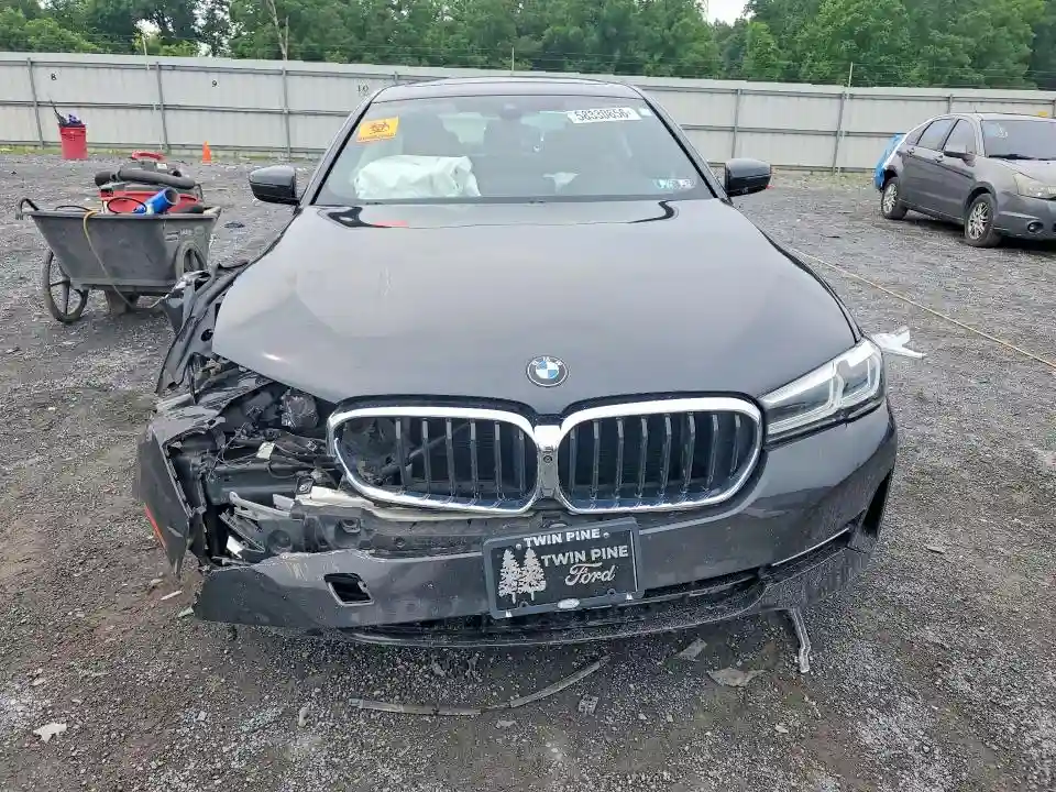 WBA13BJ02MWX19403 2021 BMW 5 SERIES-4