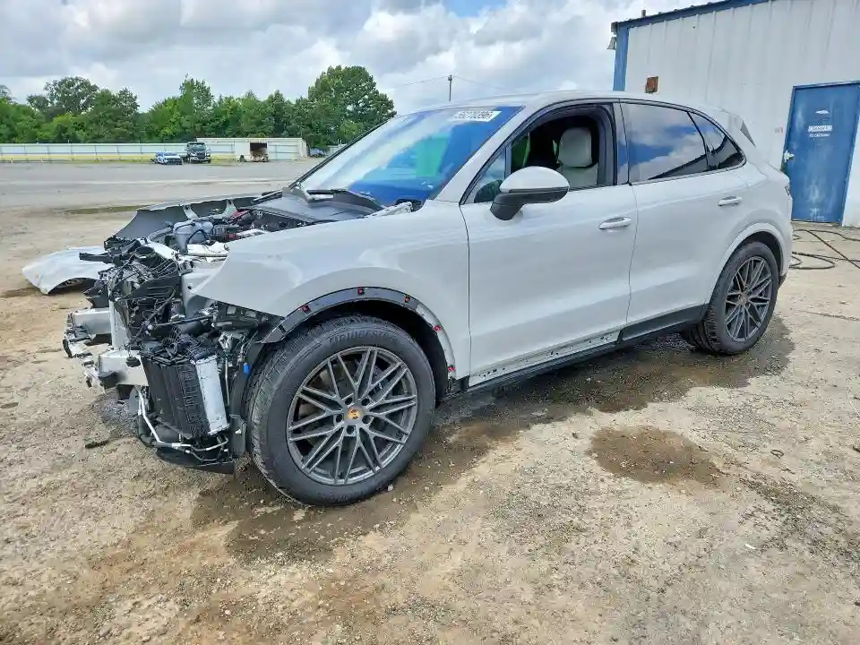 WP1AA2AY7SDA07040 2025 PORSCHE CAYENNE-0