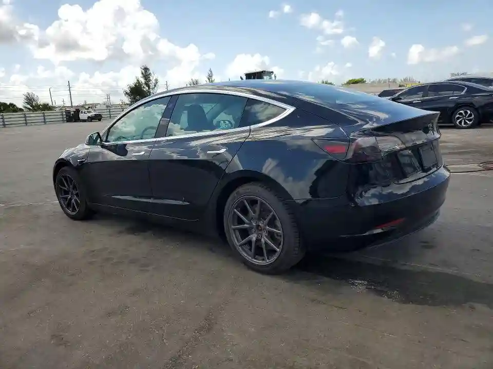 5YJ3E1EAXKF416096 2019 TESLA MODEL 3-1