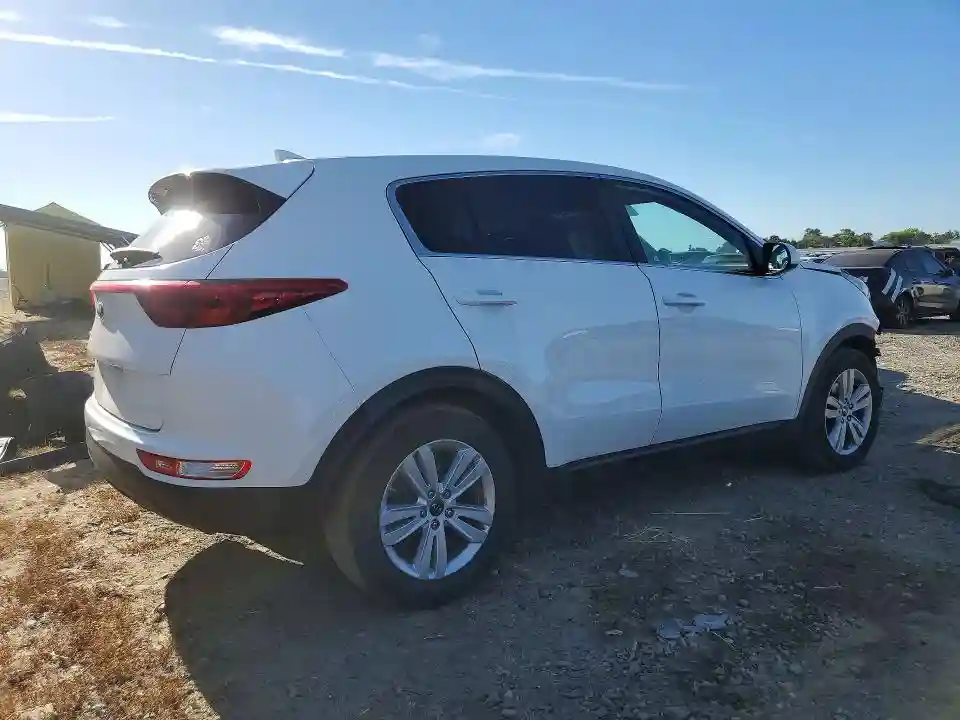 KNDPM3ACXJ7337104 2018 KIA SPORTAGE-2
