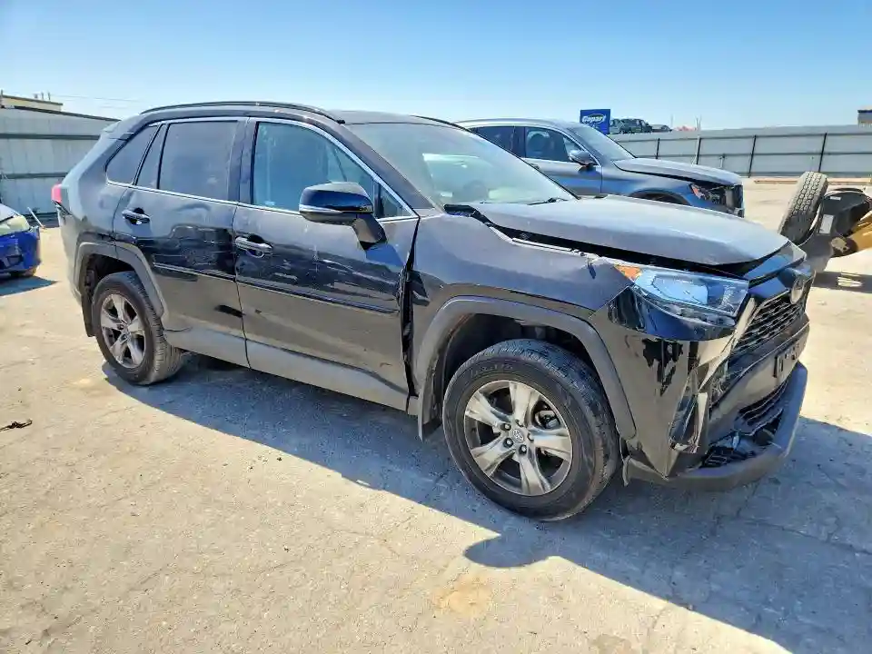 2T3W1RFV1MC105907 2021 TOYOTA RAV4-3