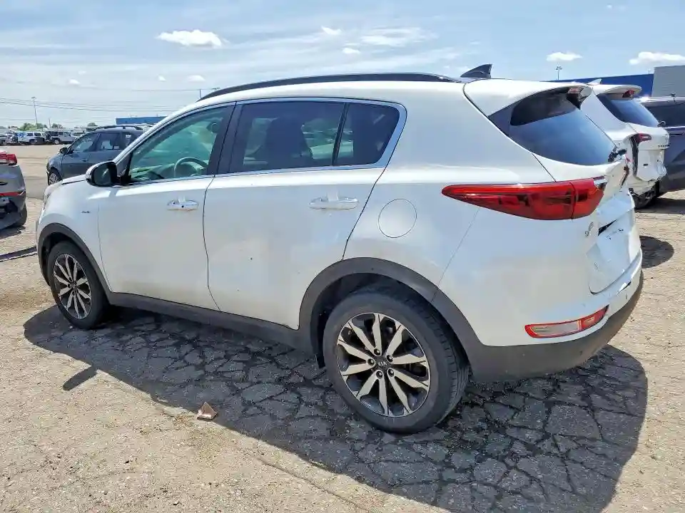 KNDPNCAC7J7399492 2018 KIA SPORTAGE-1