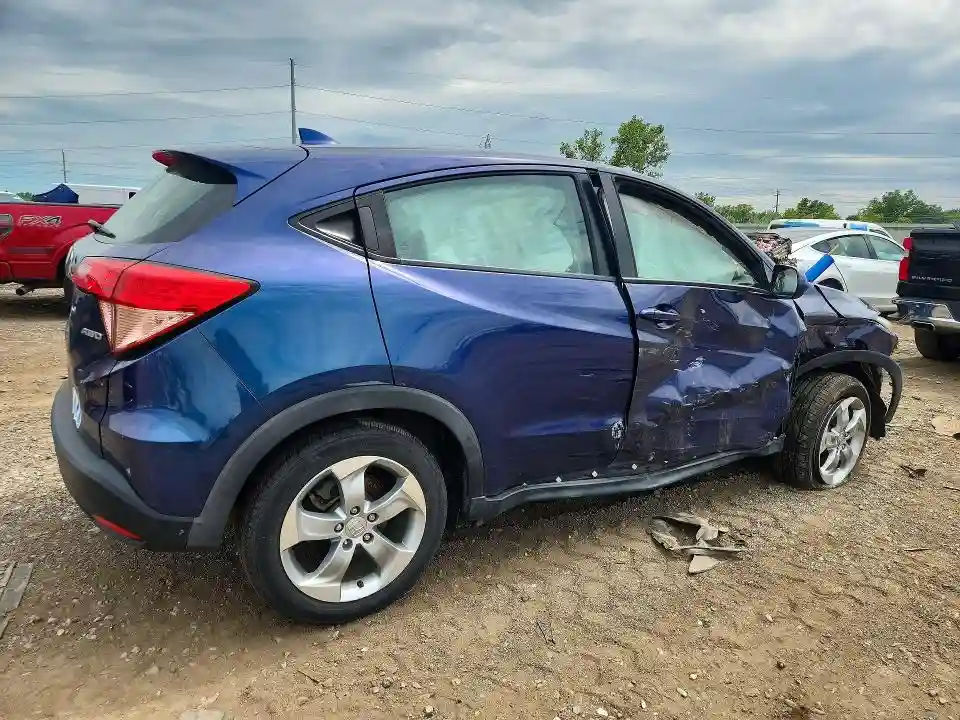 3CZRU6H37HG709801 2017 HONDA HR-V-2