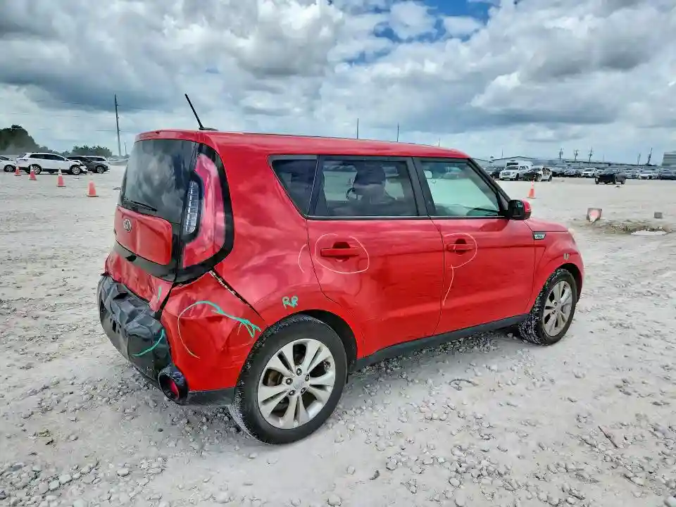 KNDJP3A53G7837810 2016 KIA SOUL-2