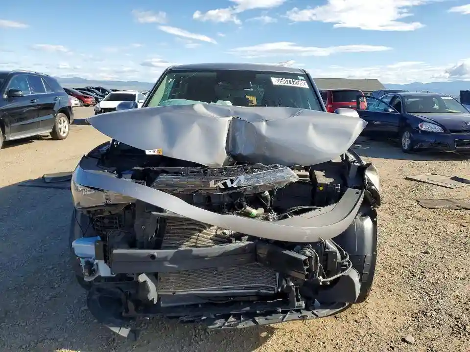 KNDJ33AU0P7847939 2023 KIA SOUL-4