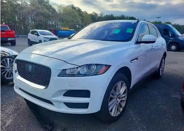SADCK2GX2KA601028 2019 JAGUAR F-PACE-1