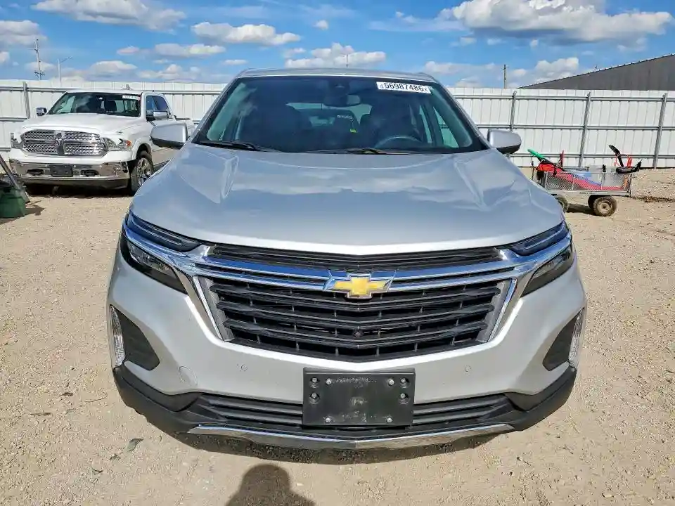 3GNAXUEV6NL215587 2022 CHEVROLET EQUINOX-4