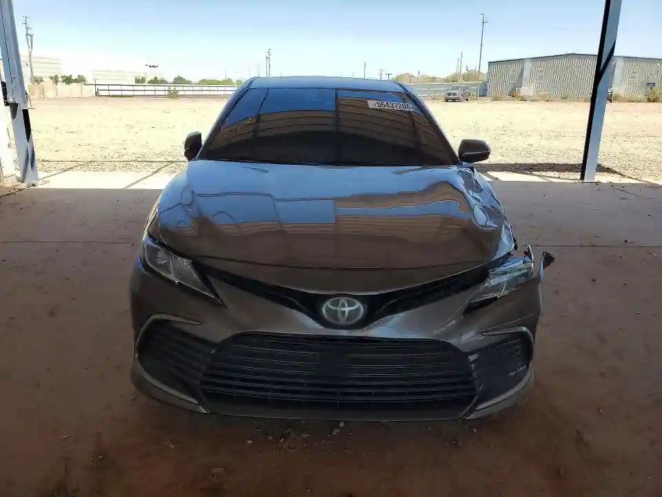 4T1C11AK9MU590516 2021 TOYOTA CAMRY-4