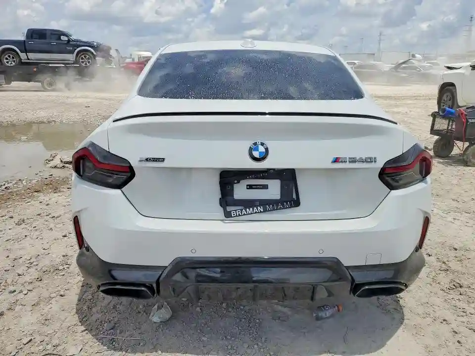 3MW53CM02P8D62966 2023 BMW M2-5