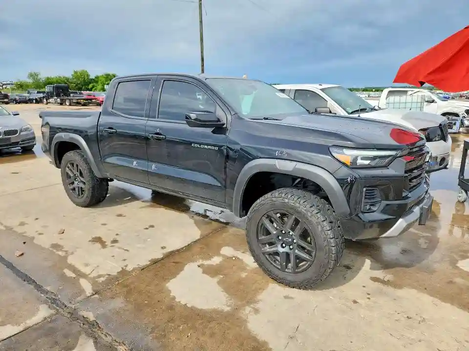 1GCPTDEK0R1302967 2024 CHEVROLET COLORADO-3