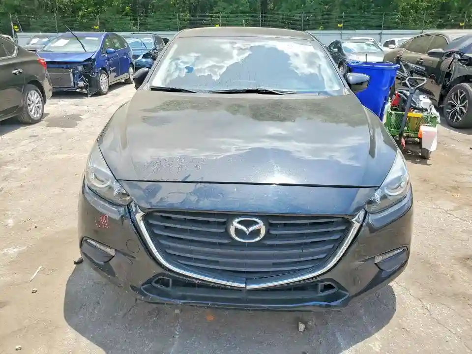 3MZBN1K70JM260341 2018 MAZDA 3-4