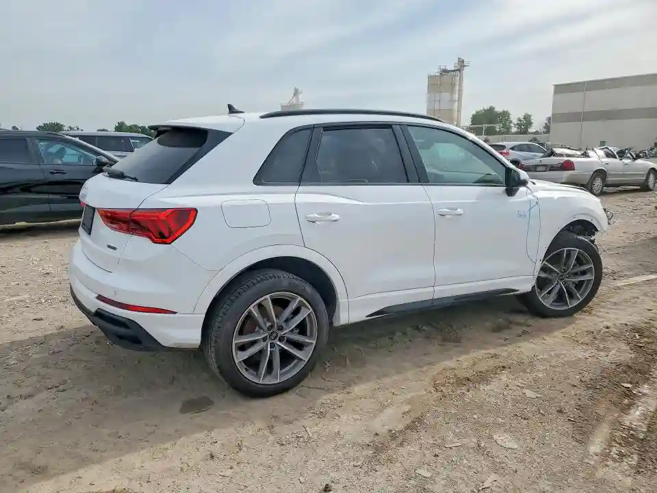 WA1DECF34S1034794 2025 AUDI Q3-2